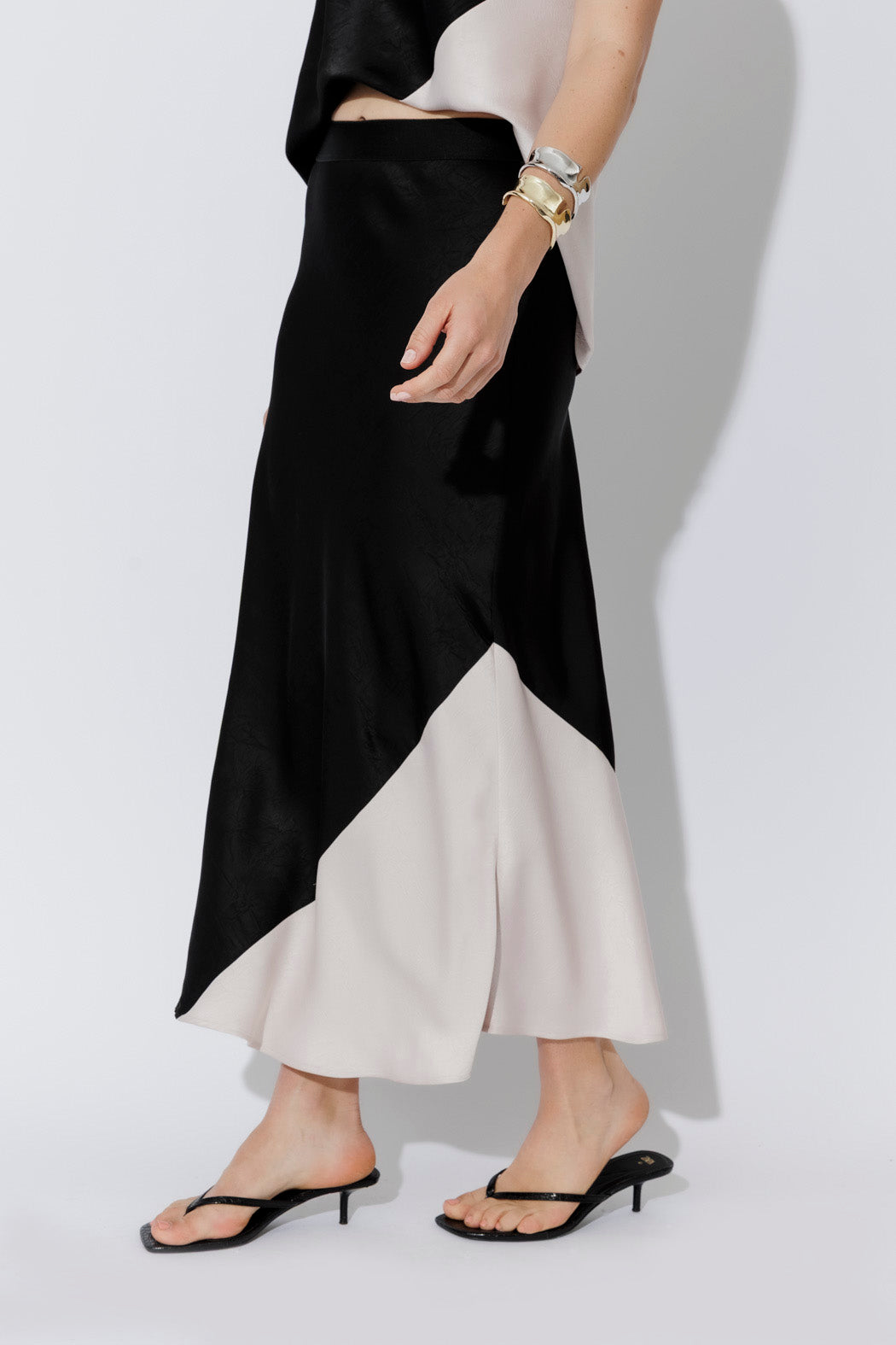 Black Contrast Bias Skirt