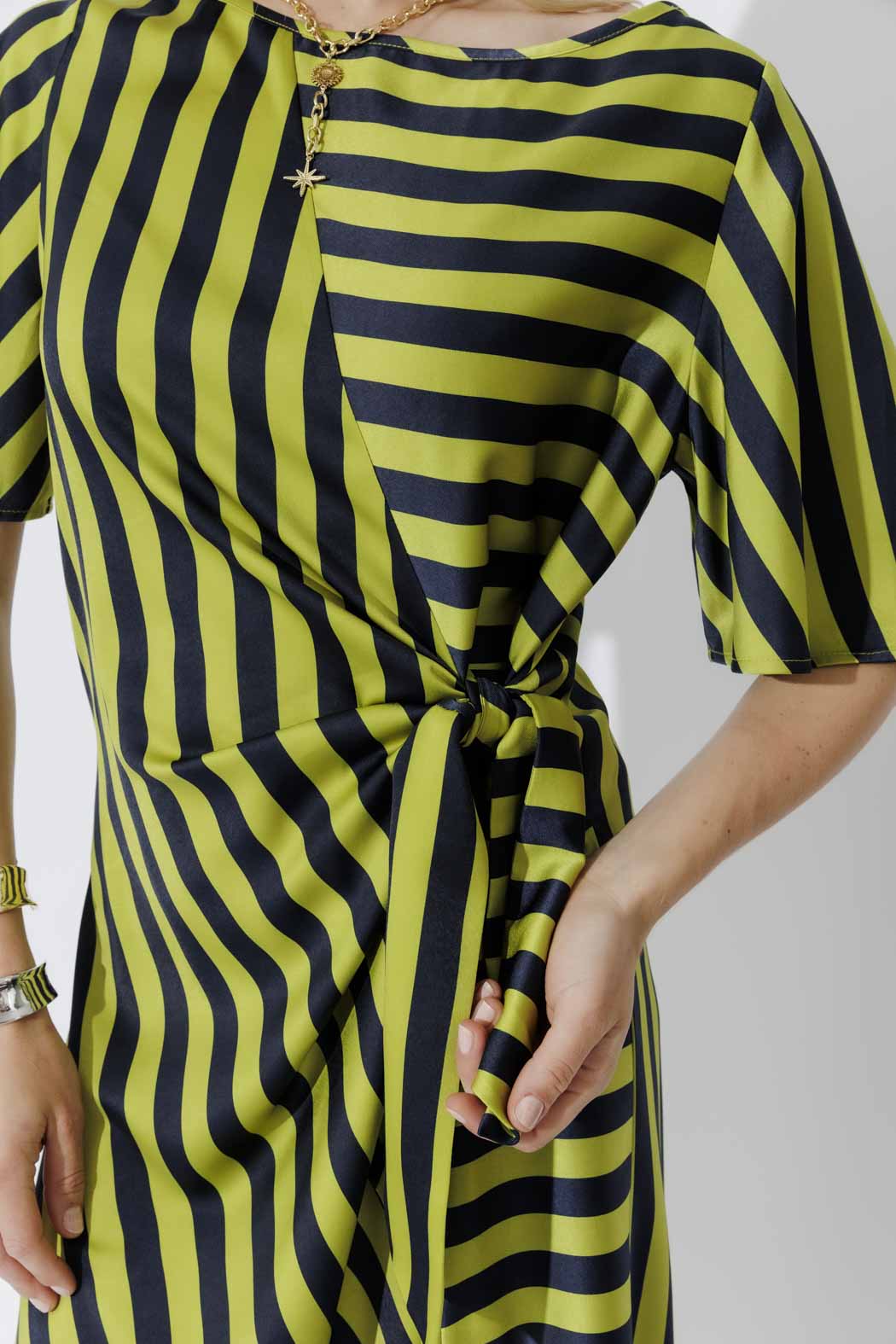 Navy/Chartreuse Fluted Harlow Dress