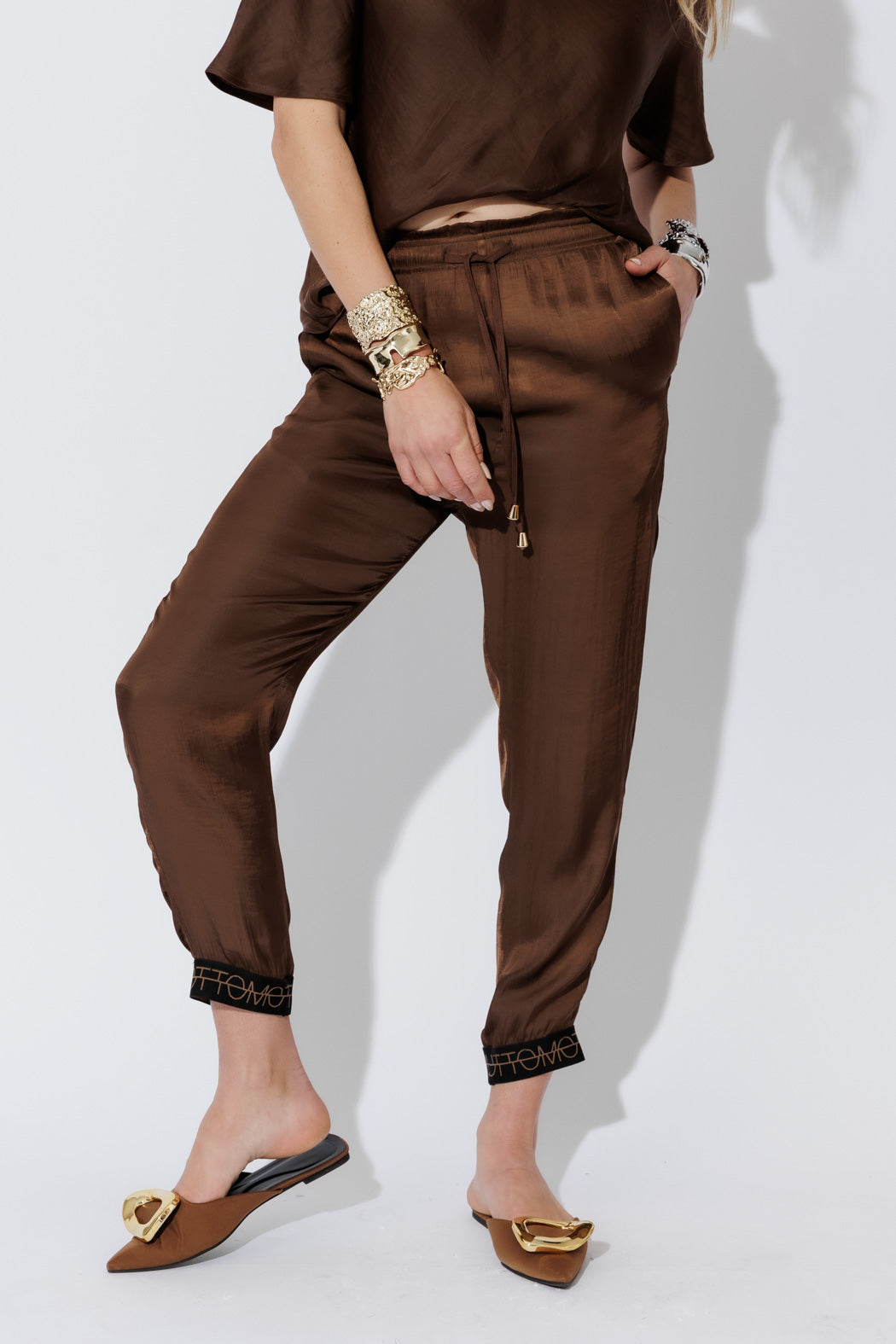 Chocolate Glow Pull On Pant