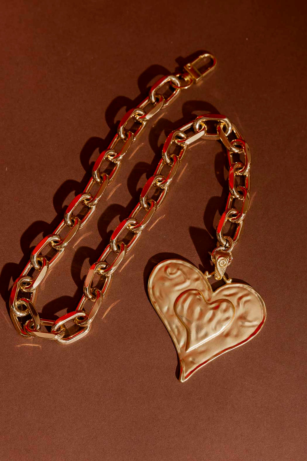 Gold Matte Heart Necklace Gold O/S
