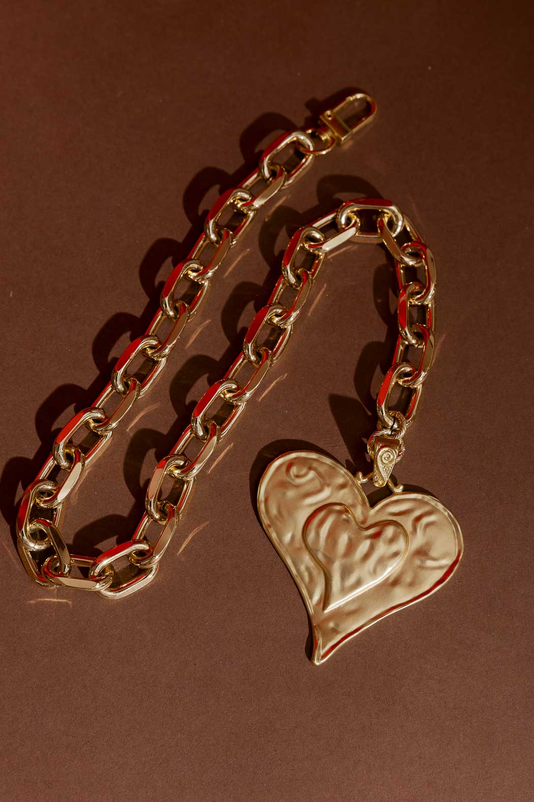 Gold Matte Heart Necklace Gold O/S