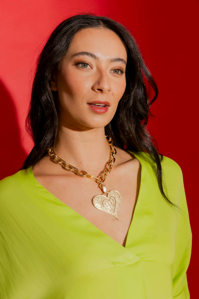 Gold Matte Heart Necklace Gold O/S