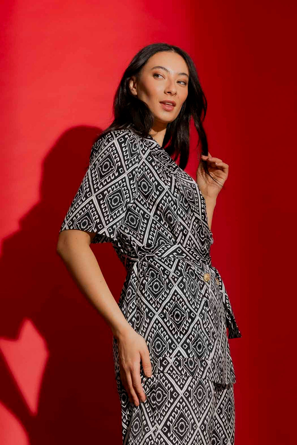 Black/White Silky Resort Trench