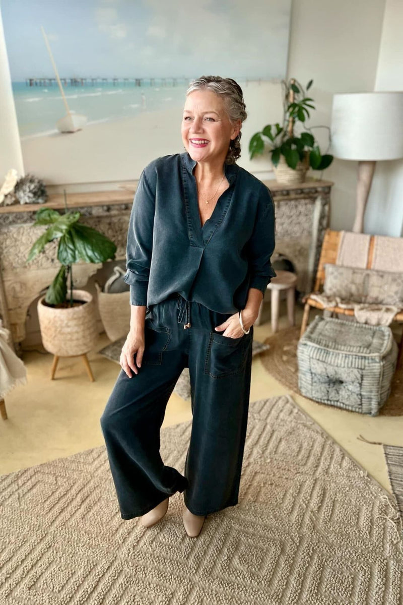 Washed Black Tencel Blogger Shirt Washed Black