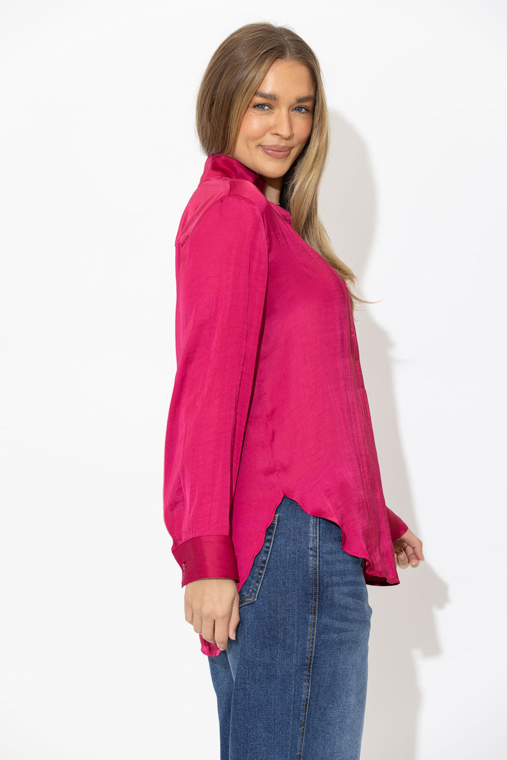 Lippy Glow Milan Blogger Shirt