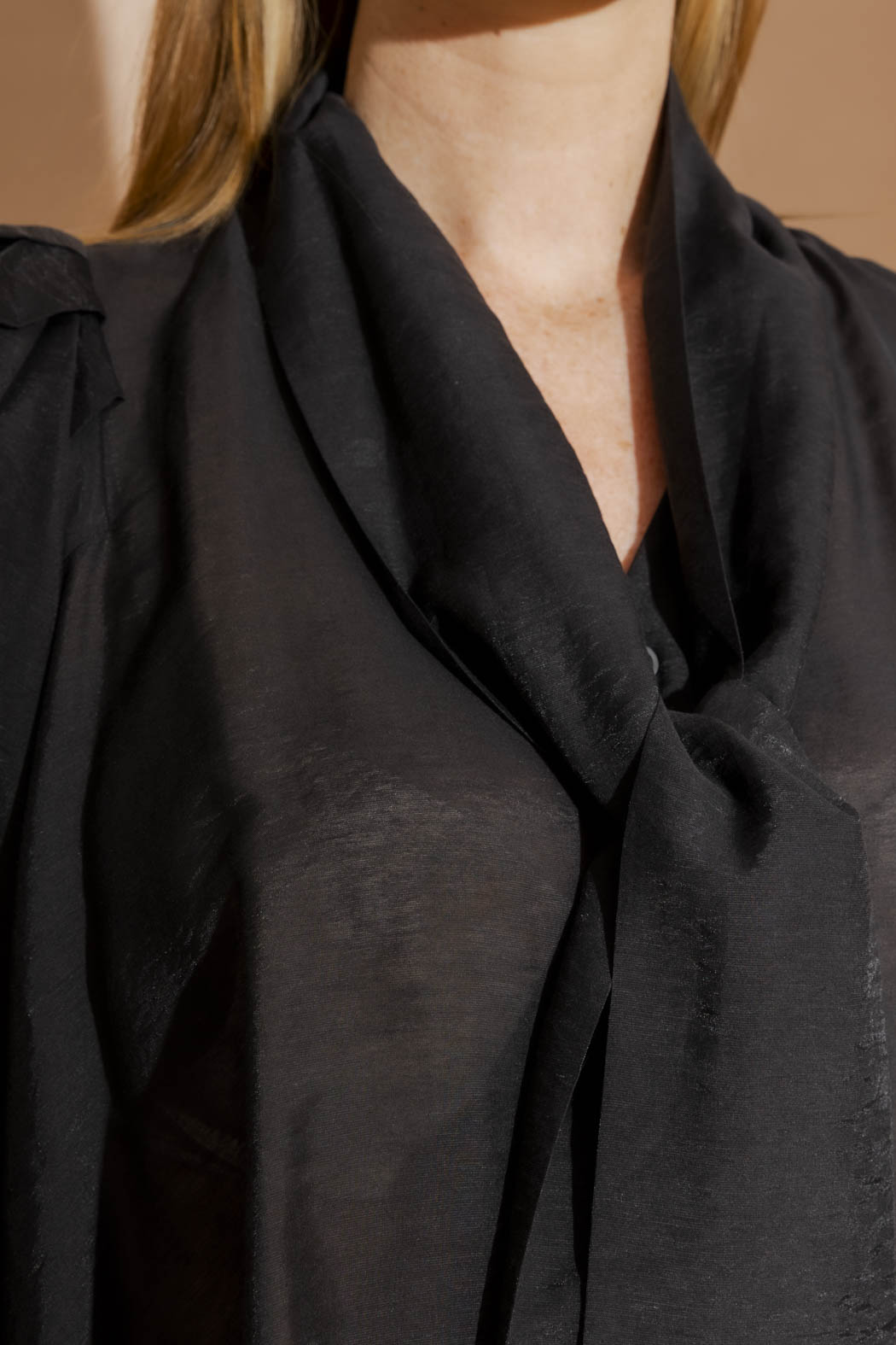 Black Tencel/Linen Full Sleeve Addy Blouse