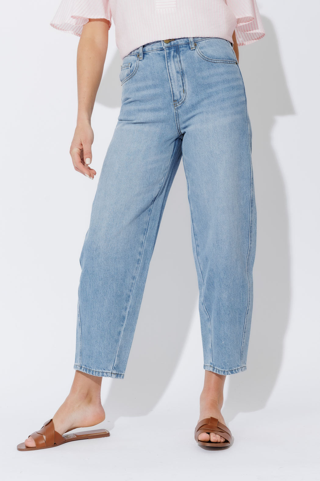 True Denim Classic Barrel Jean
