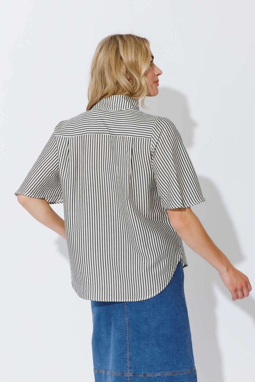 Black Stripe Milan Fluted Blogger Shirt