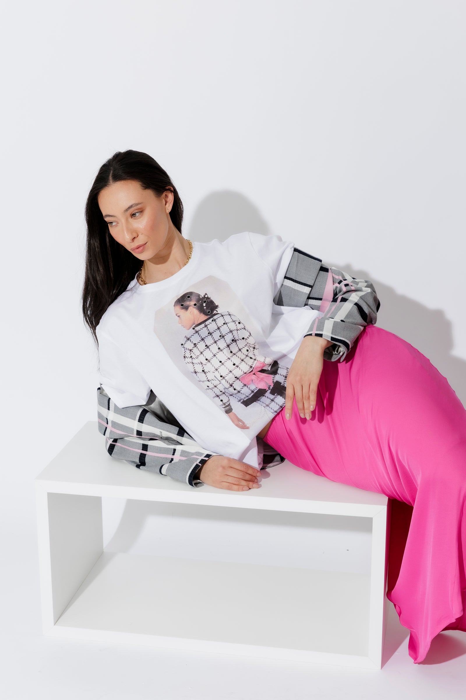 White Dolly Bow Magazine T-Shirt