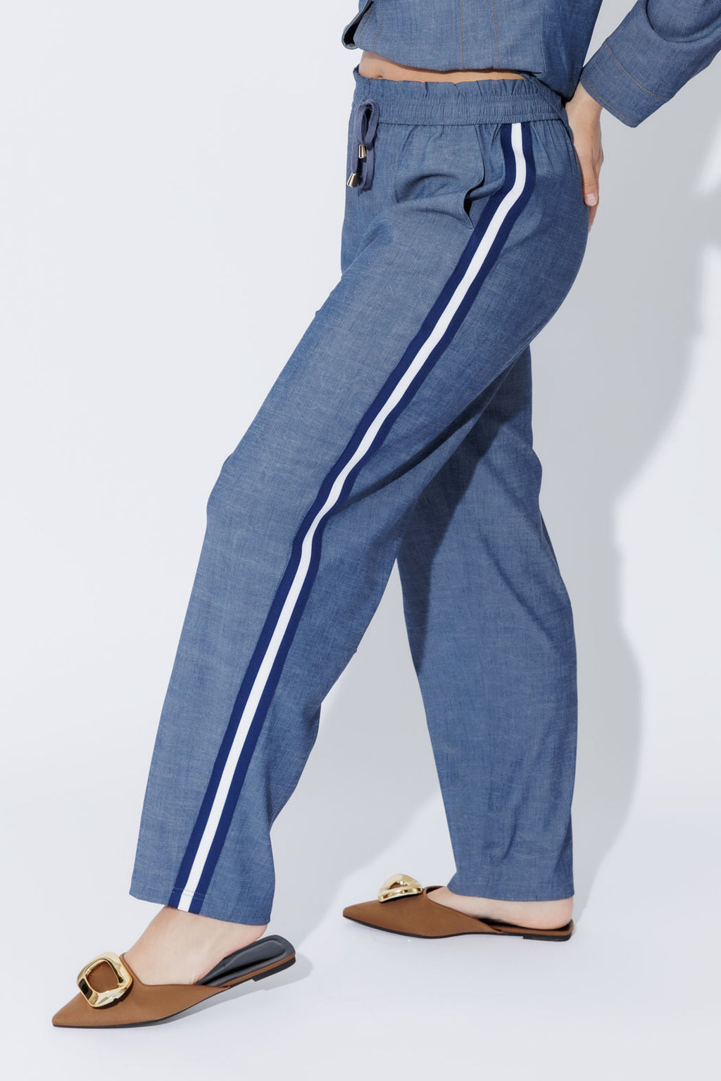 Chambray Sport Barrel Pant
