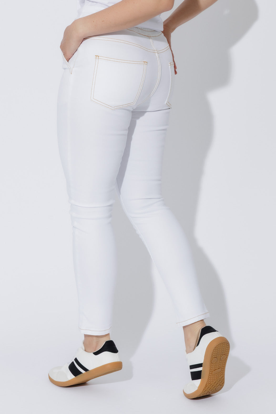 White Pull On Jogger Jean