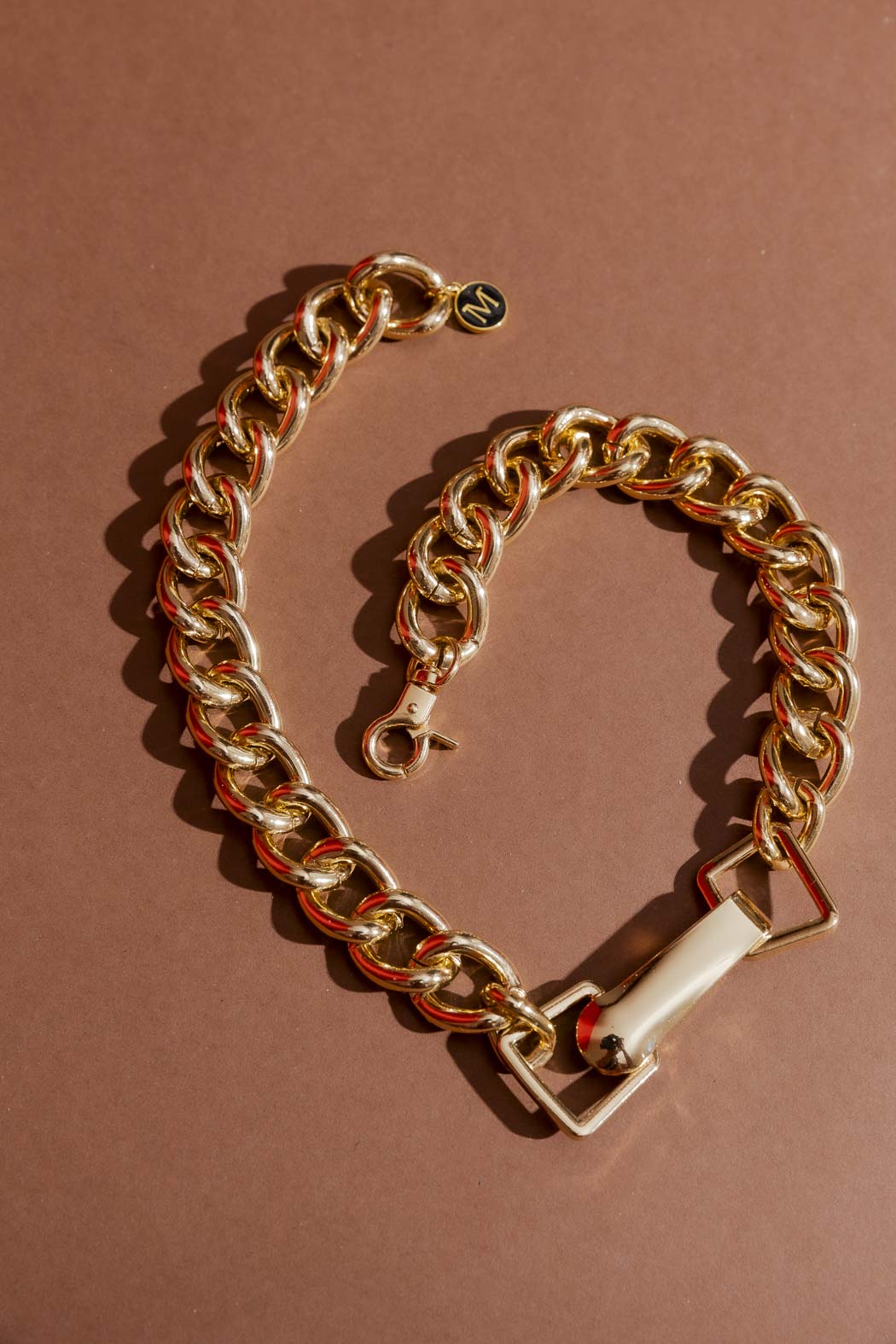 Gold Large Clasp Necklace Gold O/S