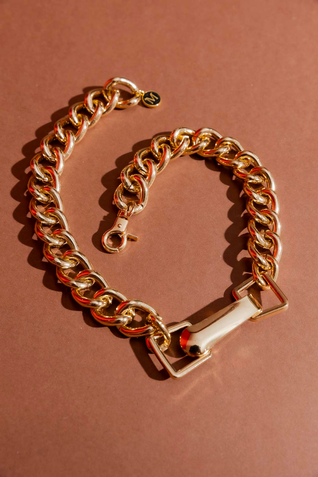Gold Large Clasp Necklace Gold O/S