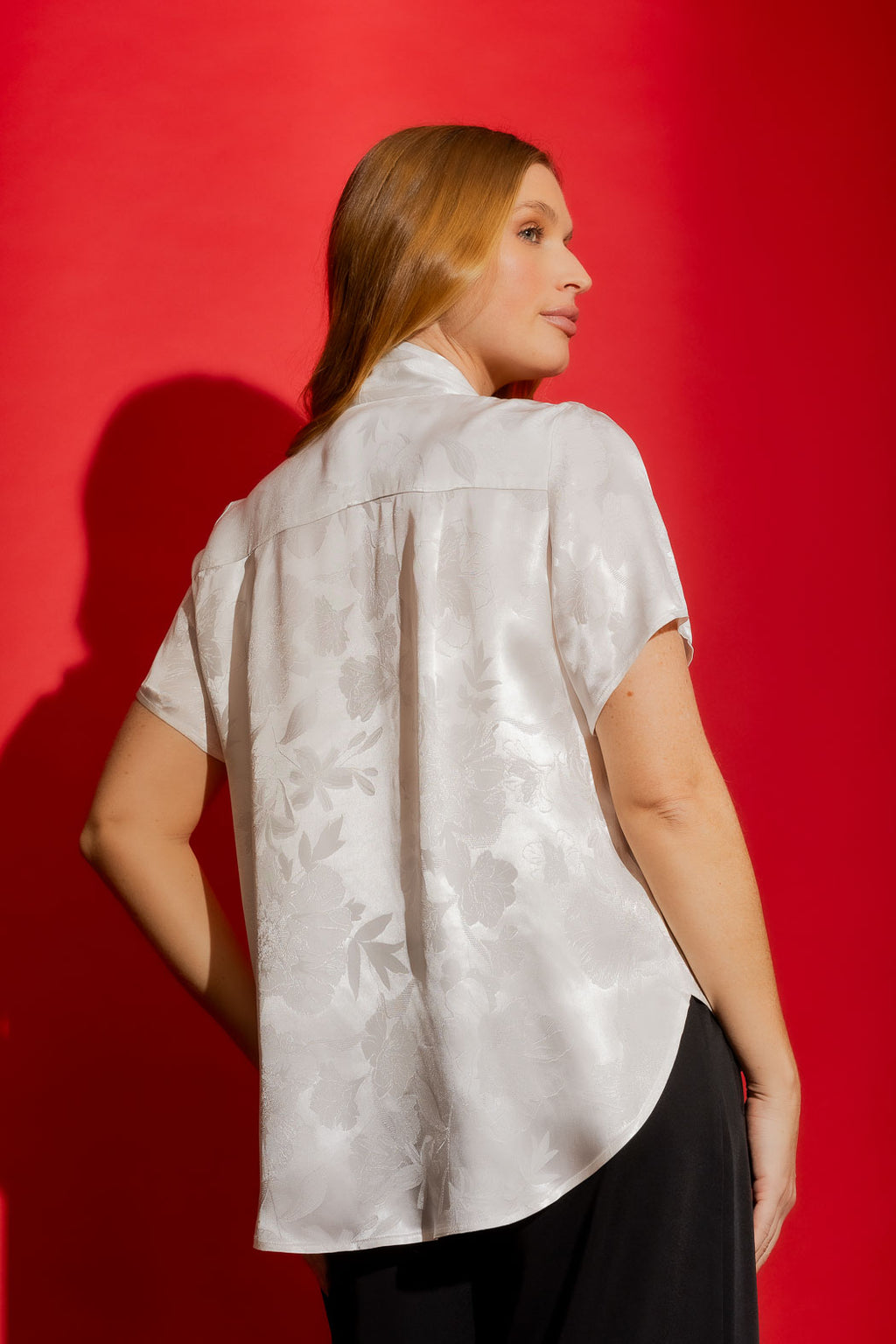 White Tie Collar Blogger Cap Top