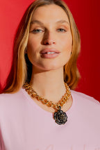 Black/Gold Rose Necklace Black/Gold O/S