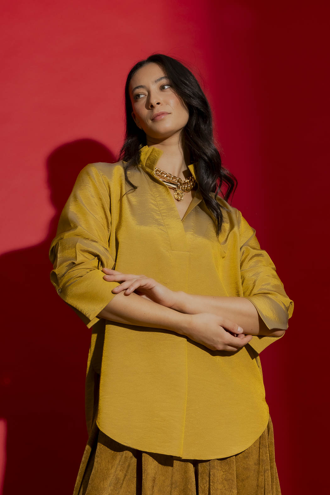 Gold Shot Pleat Collar Blogger Shirt