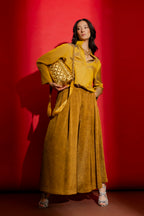 Gold Shot Pleat Collar Blogger Shirt