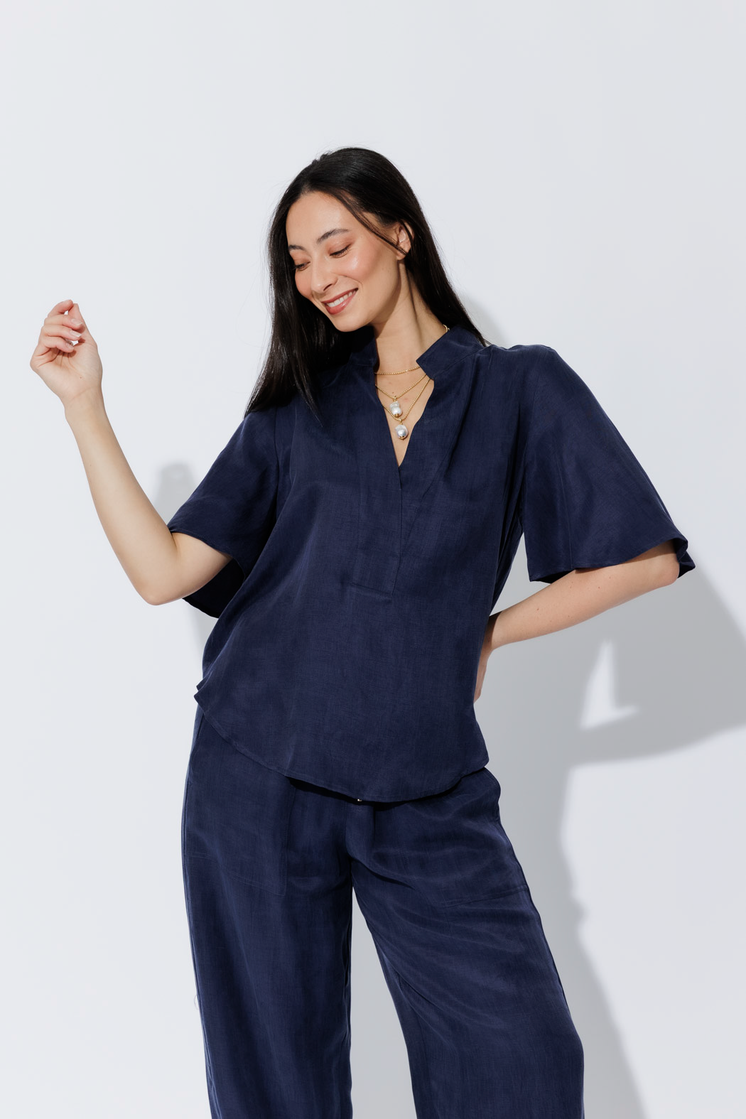 Navy Tencel/Linen Blogger Shirt