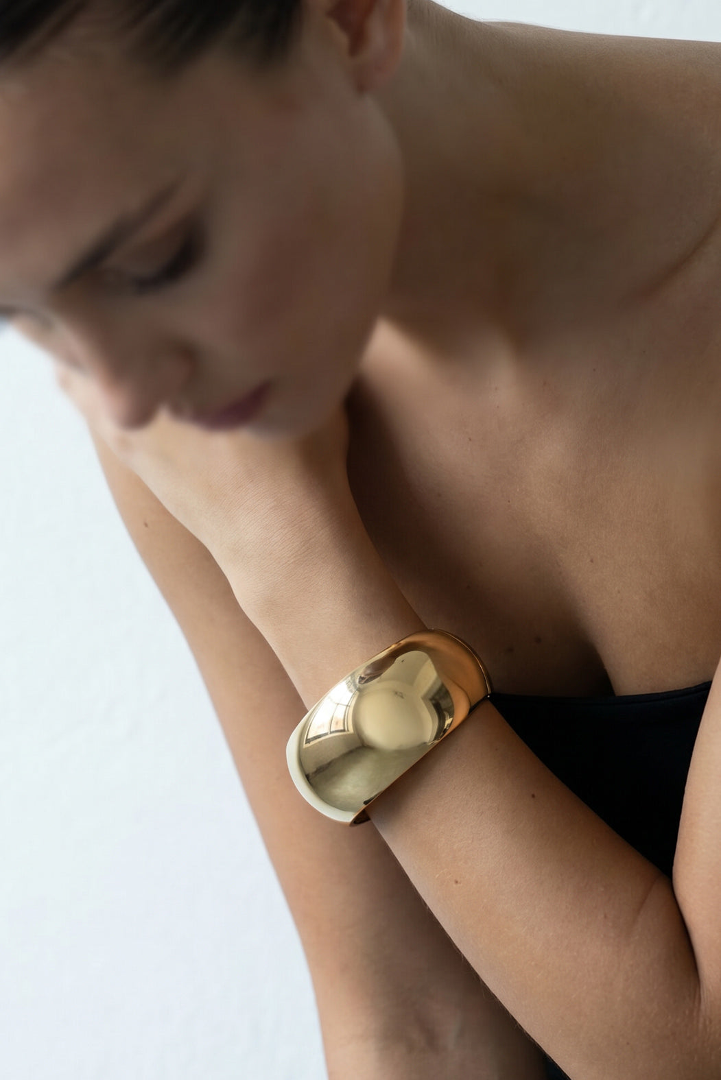 Gold Faye Bangle
