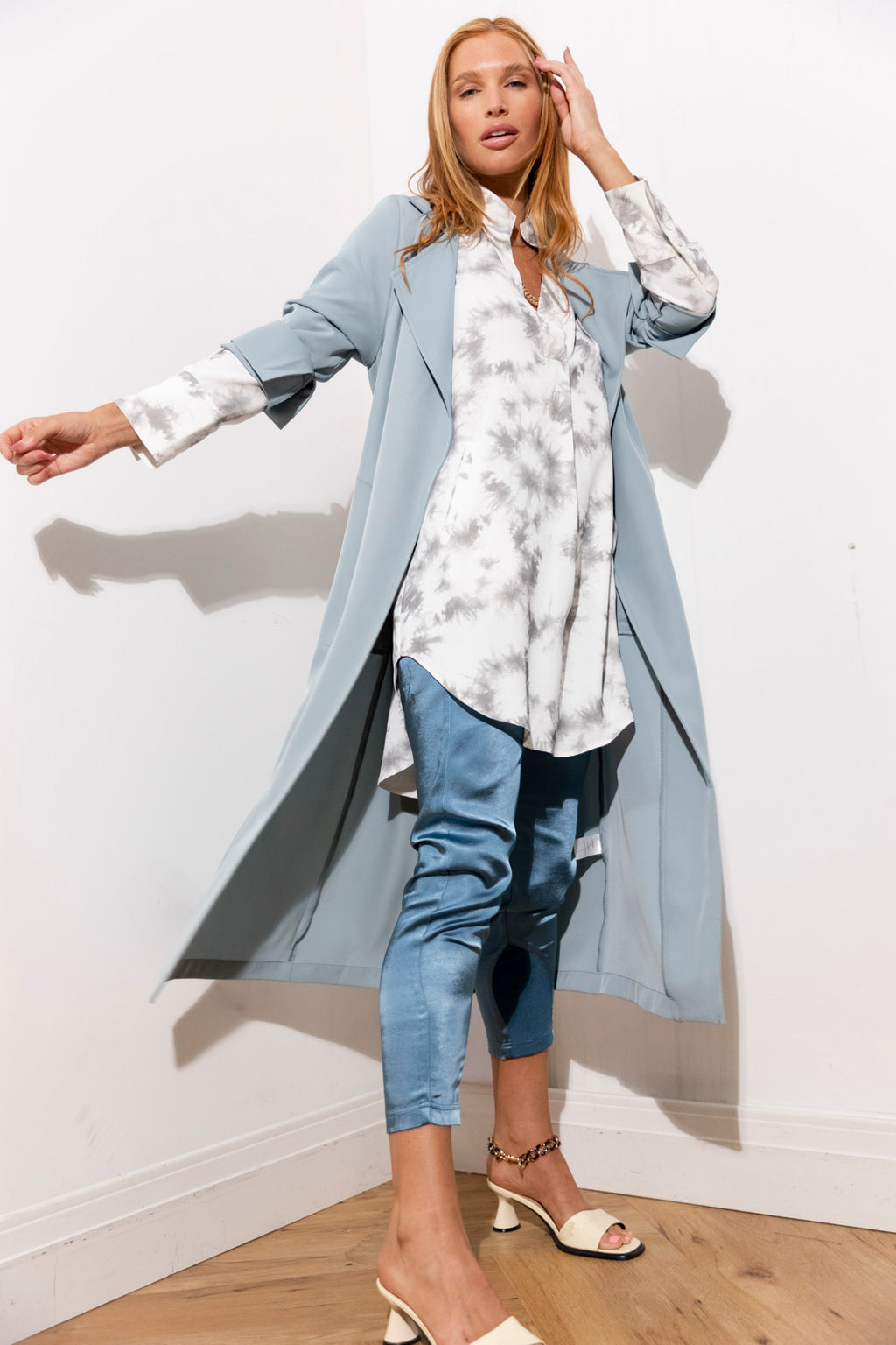 White Tie Dye Blogger Pocket Tunic