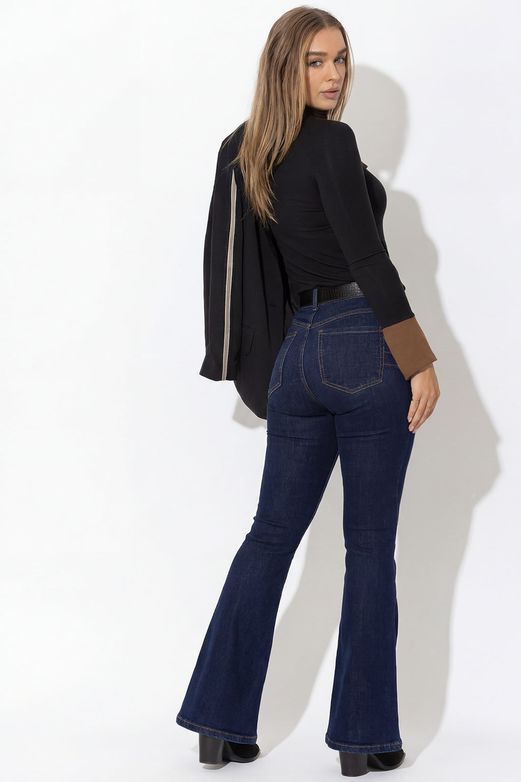 Dark Denim Booty Sculpt Flare Miracle Jean