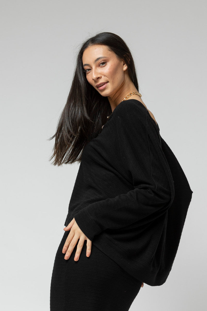 Black Ava V Neck Jumper