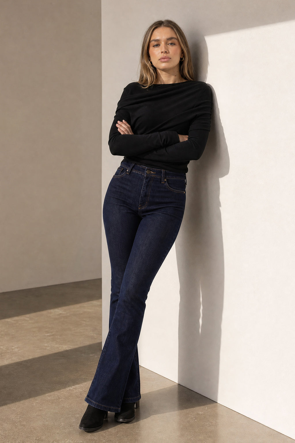Dark Denim Booty Sculpt Flare Miracle Jean