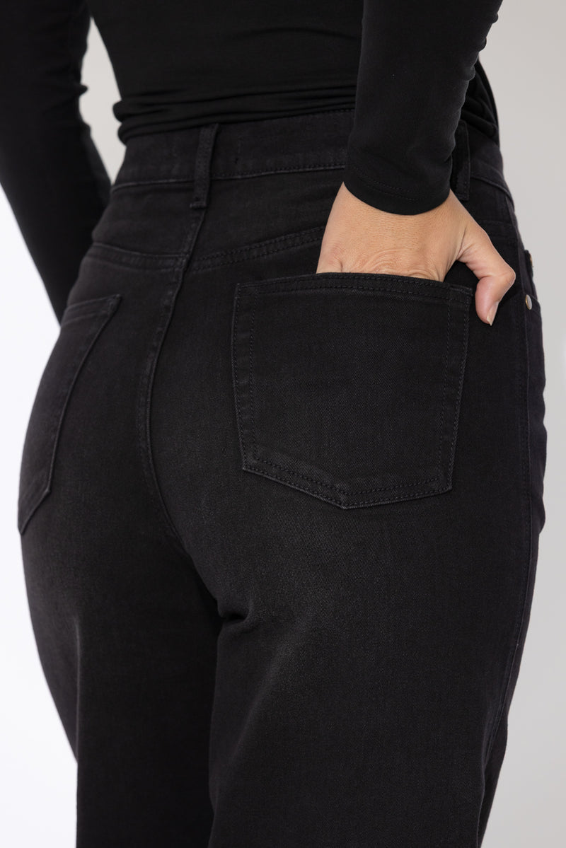 Black Barrel Jean