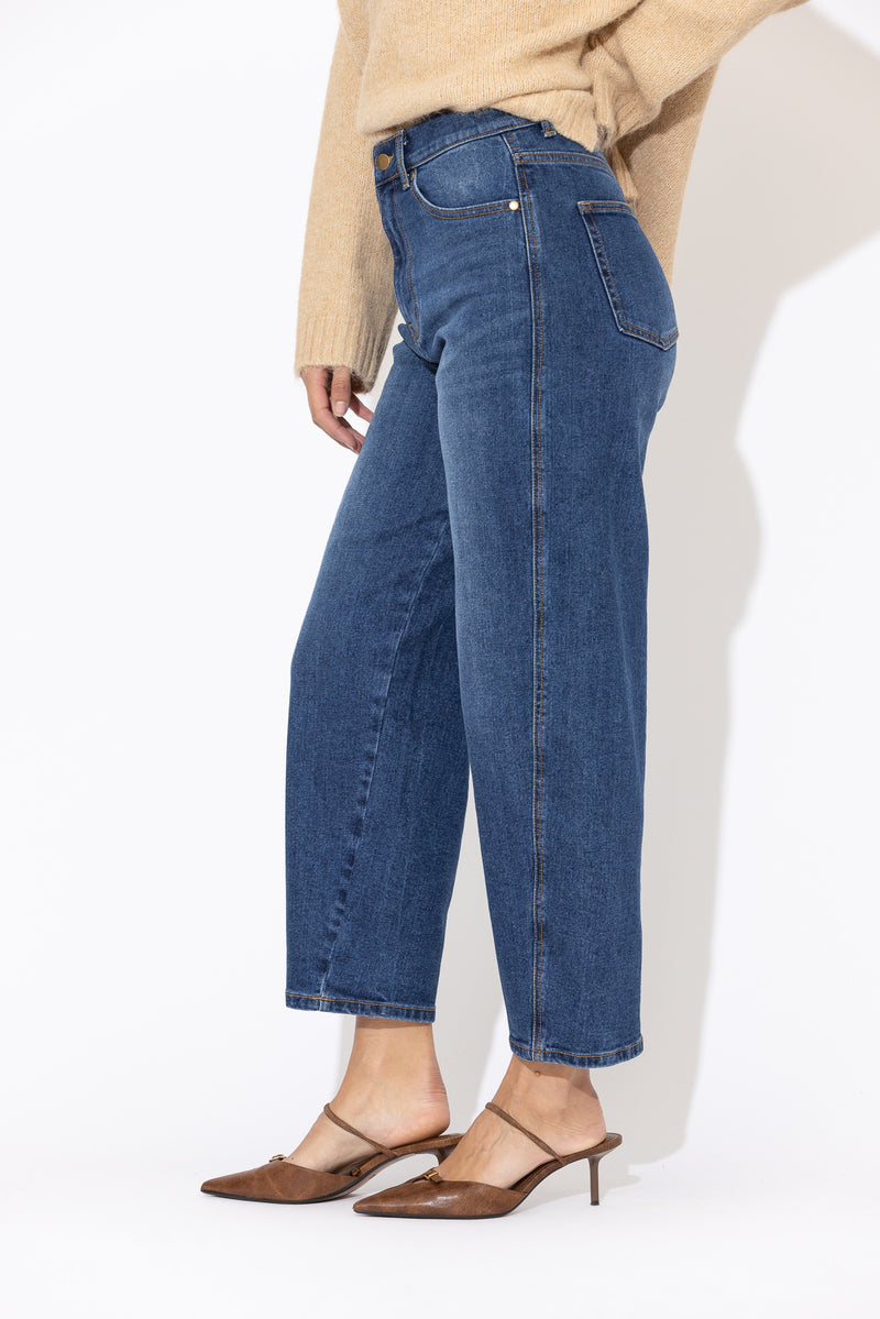 Mid Denim Stretch Barrel Jean