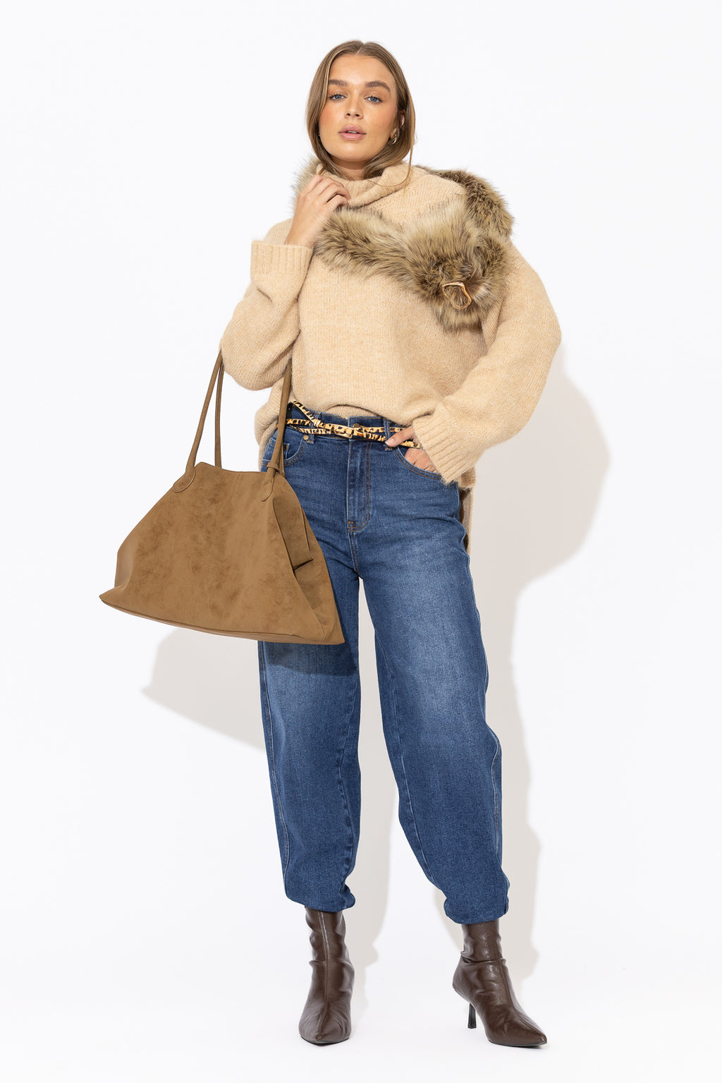 Mid Denim Stretch Barrel Jean