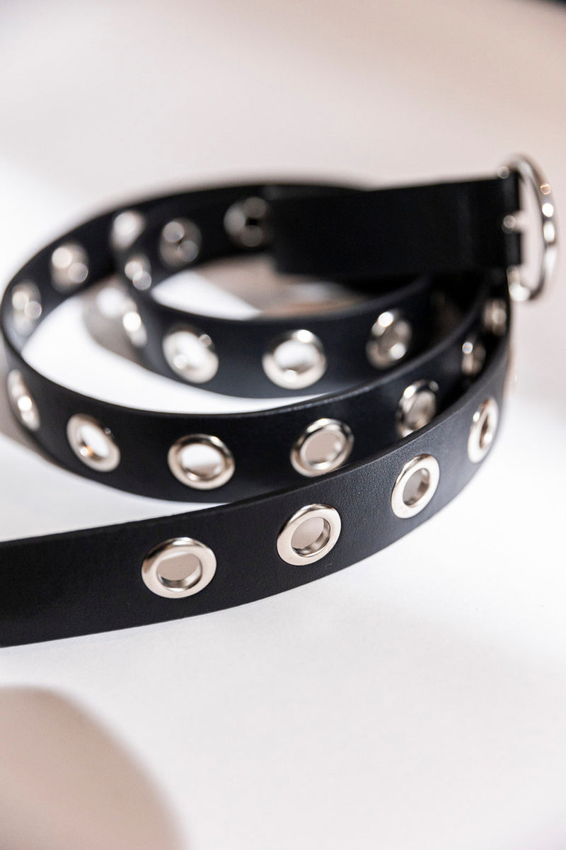 Black/Silver Ring Belt